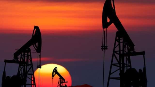 WTI Crude Oil Weekly Forecast: Steady Ticks Upwards as Speculators Step In